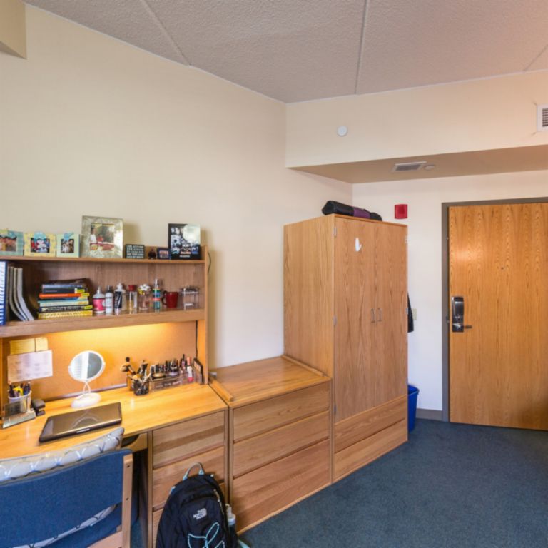 Experience University of Pittsburgh Panther Central OnCampus Living in Virtual Reality.