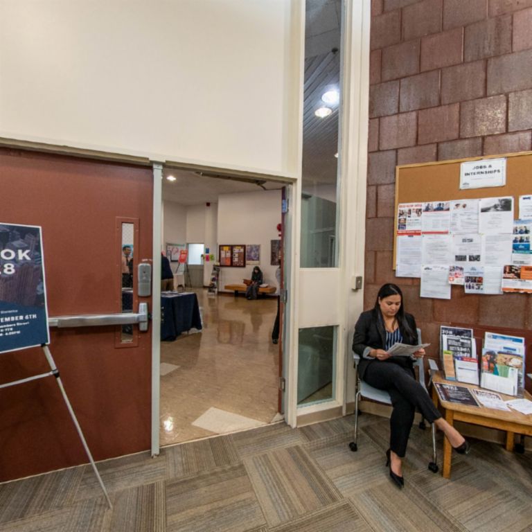 Experience CUNY Borough of Manhattan Community College in Virtual