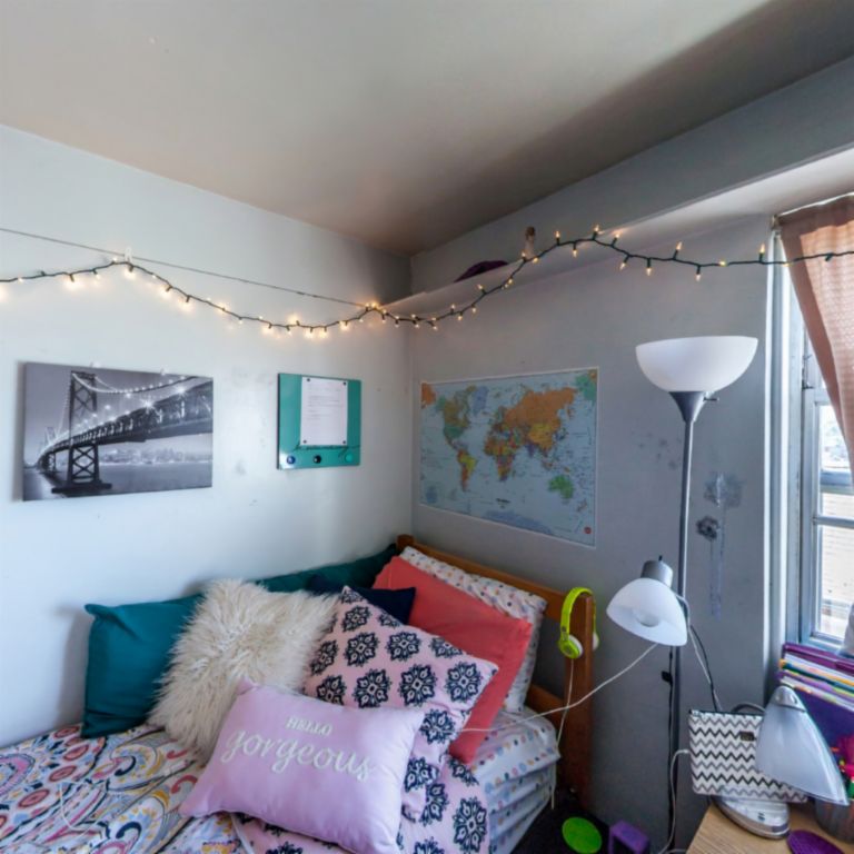 Experience WVU Housing Tour in Virtual Reality.