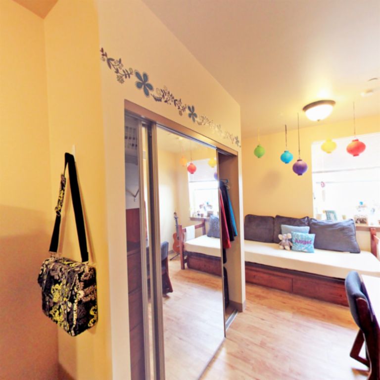 Experience WVU Housing Tour in Virtual Reality.